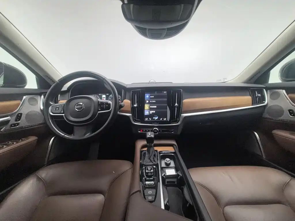 Volvo S90 2018 — фото 5