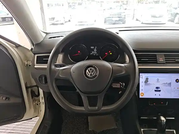 Volkswagen Bora 2016