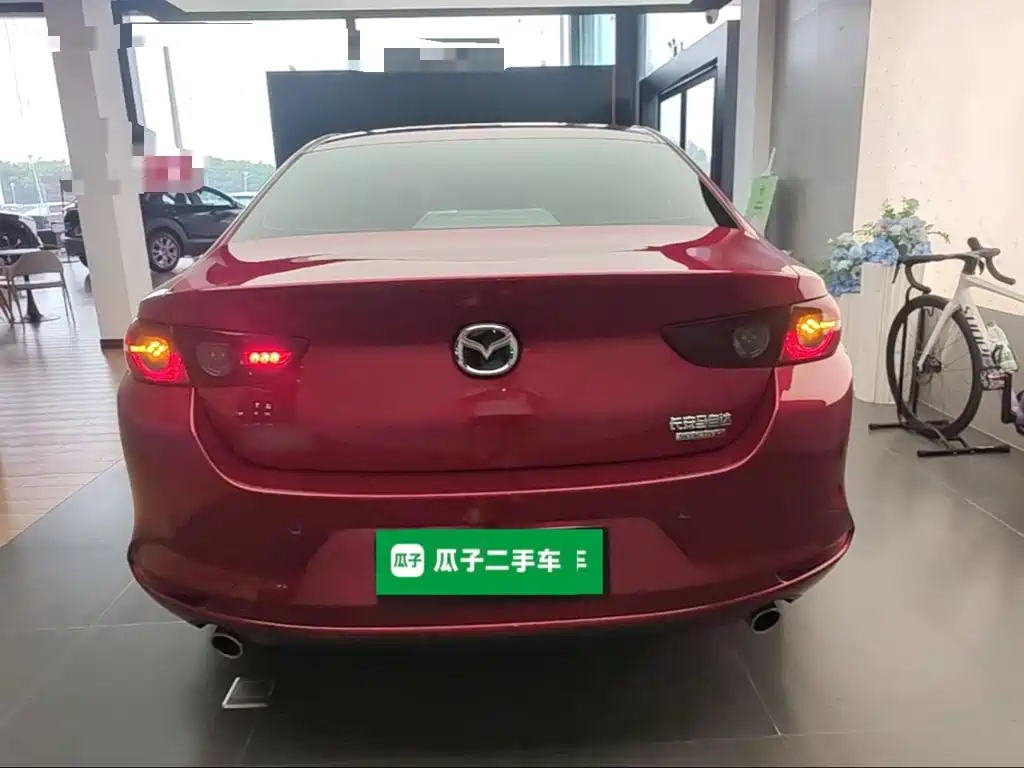 Mazda 3 Axela 2022