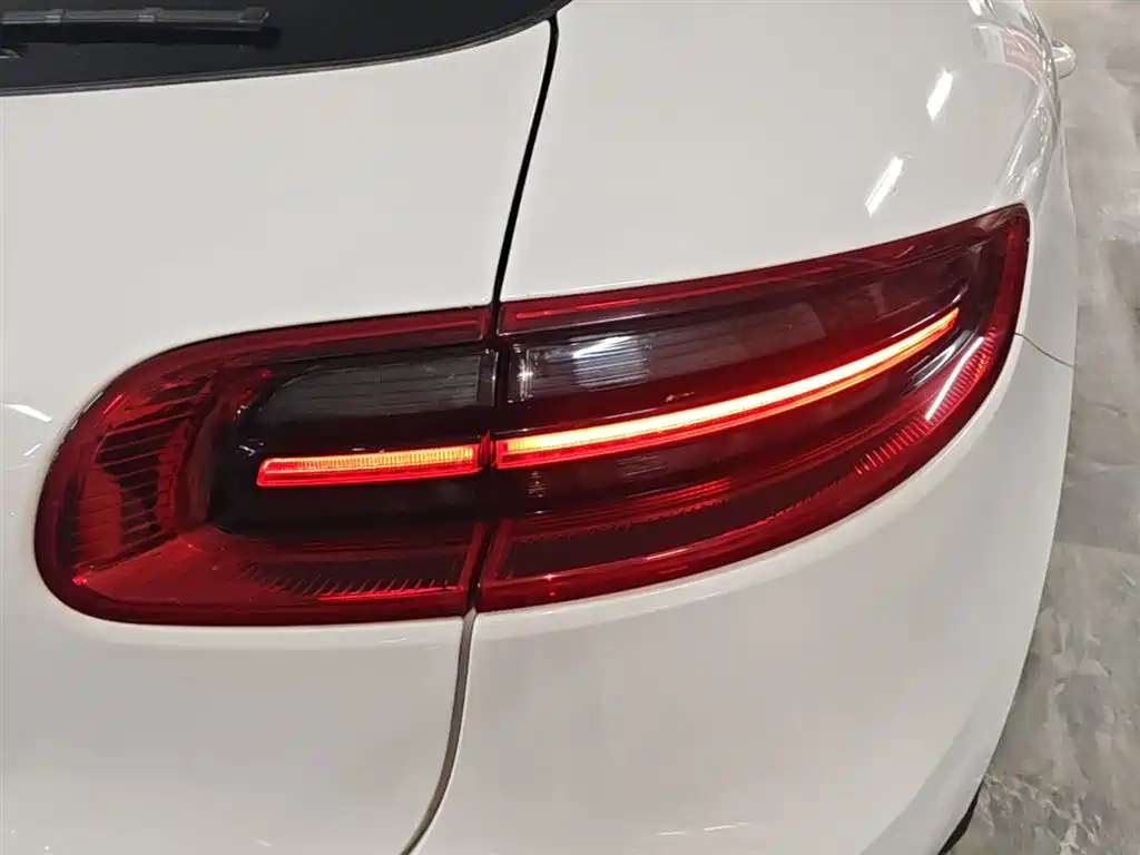 Porsche Macan 2018 — фото 8