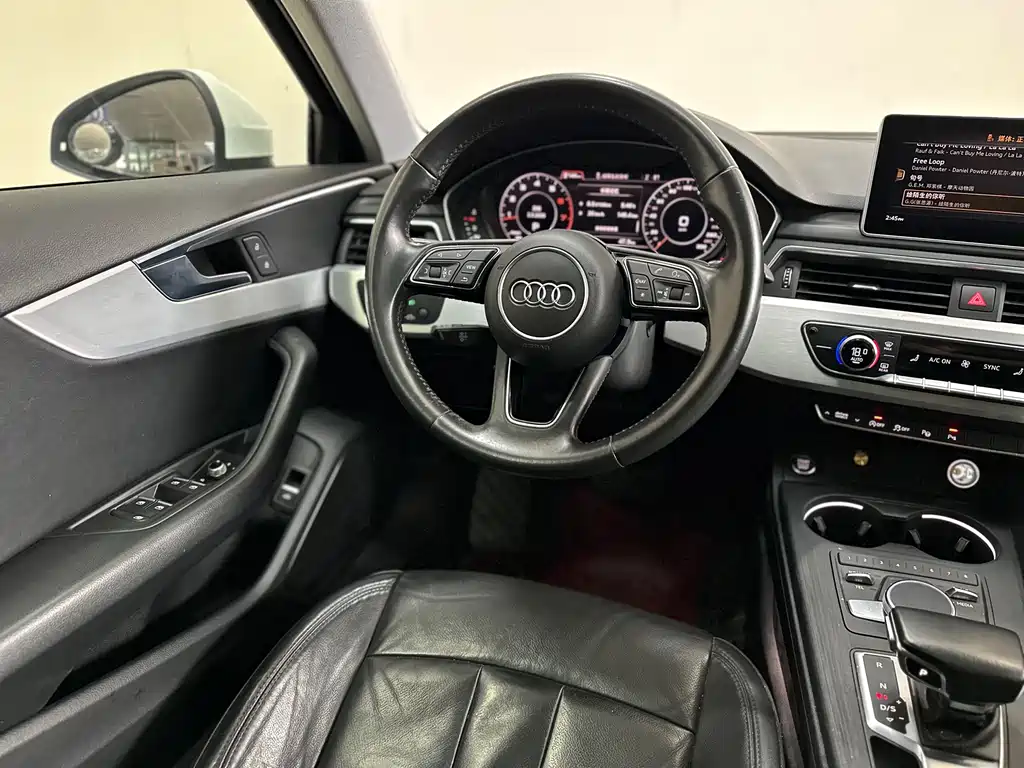 Audi A4L 2019 — фото 12