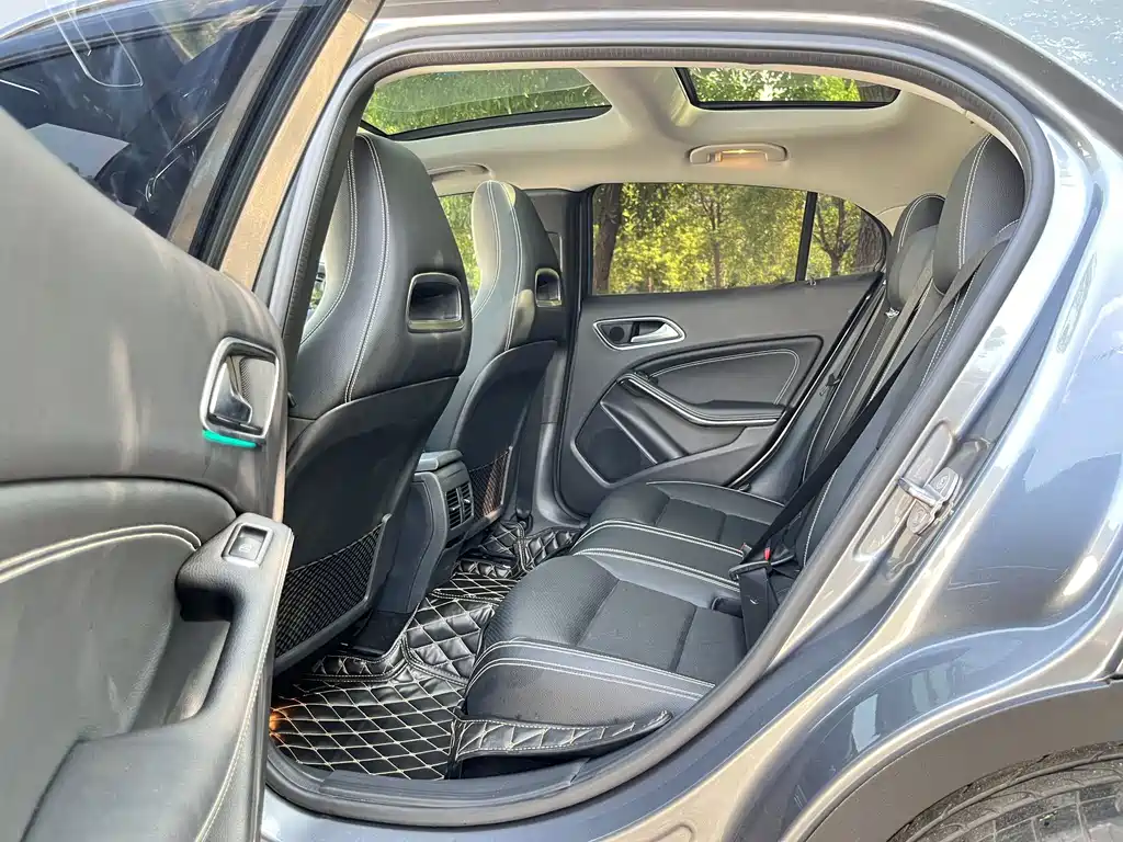 Mercedes-Benz GLA 2019