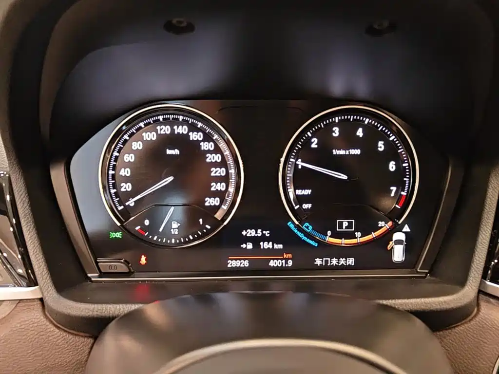 BMW X1 2022 — фото 12