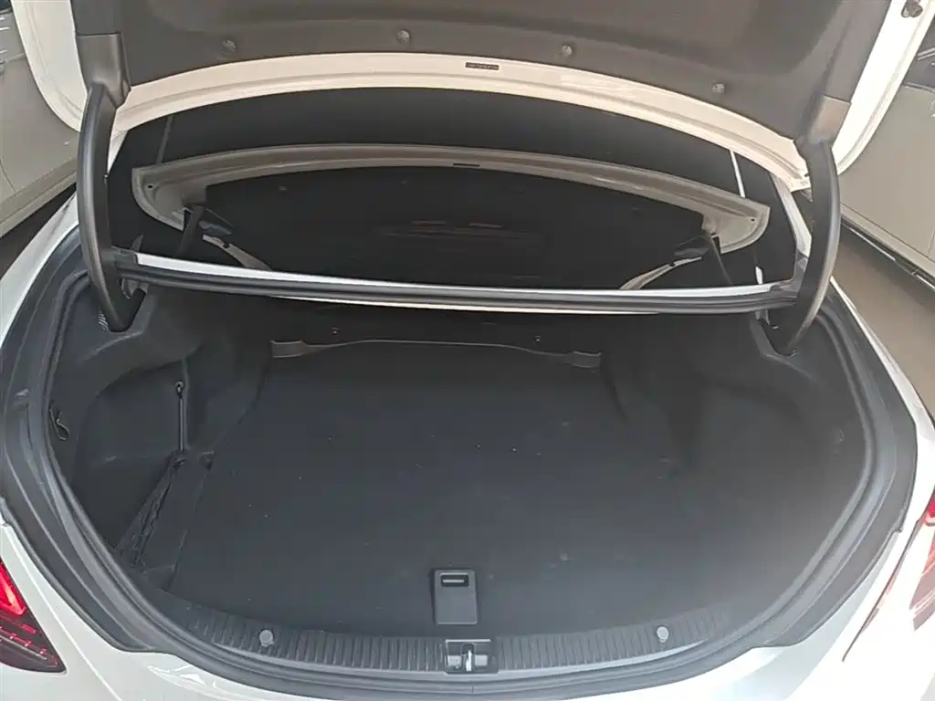 Mercedes-Benz C-Class 2021 — фото 19