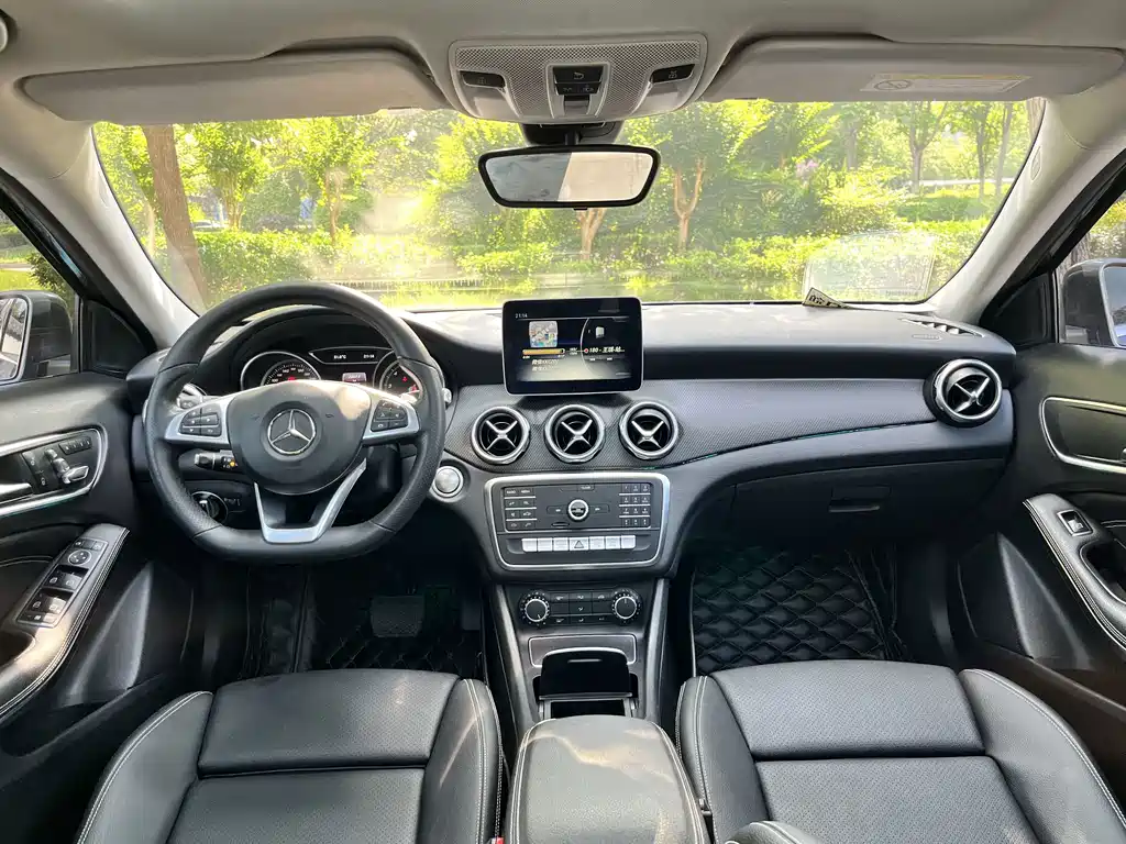 Mercedes-Benz GLA 2019
