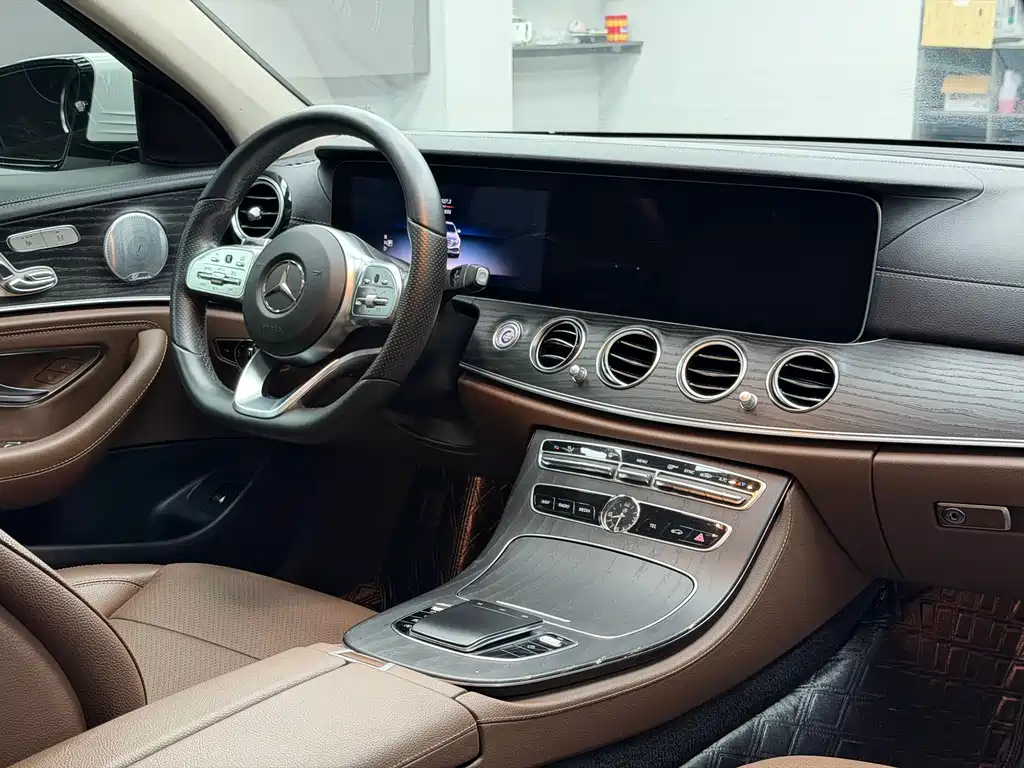 Mercedes-Benz E-Class 2020 — фото 8