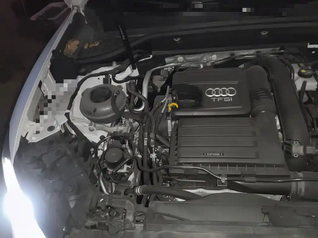 Audi Q2L 2023 — фото 21