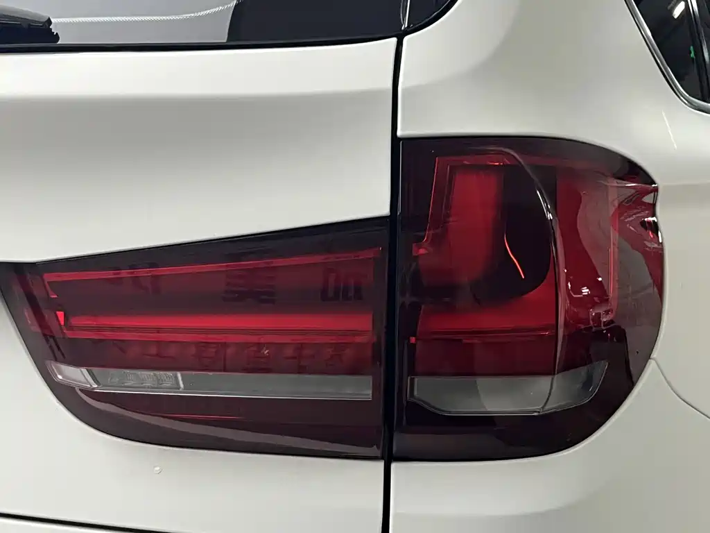 BMW X5 2014 — фото 29