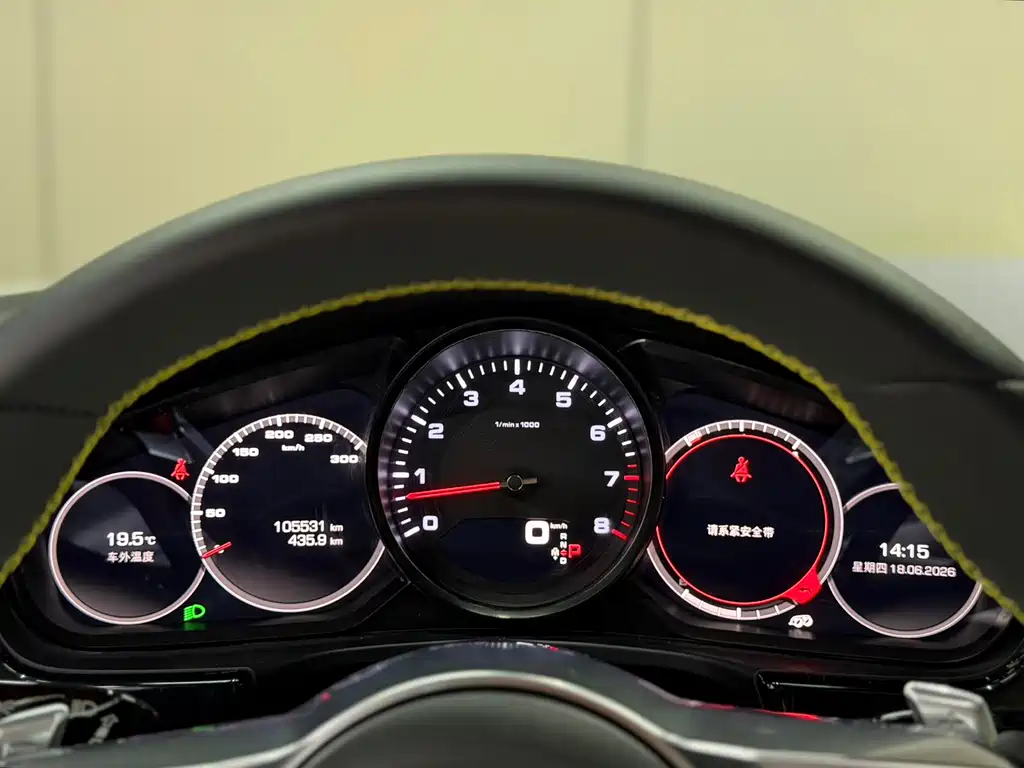 Porsche Panamera 2019 — фото 18