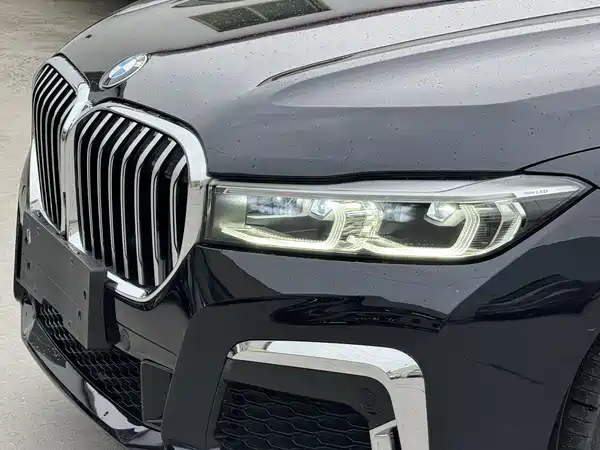 BMW 7 Series 2021
