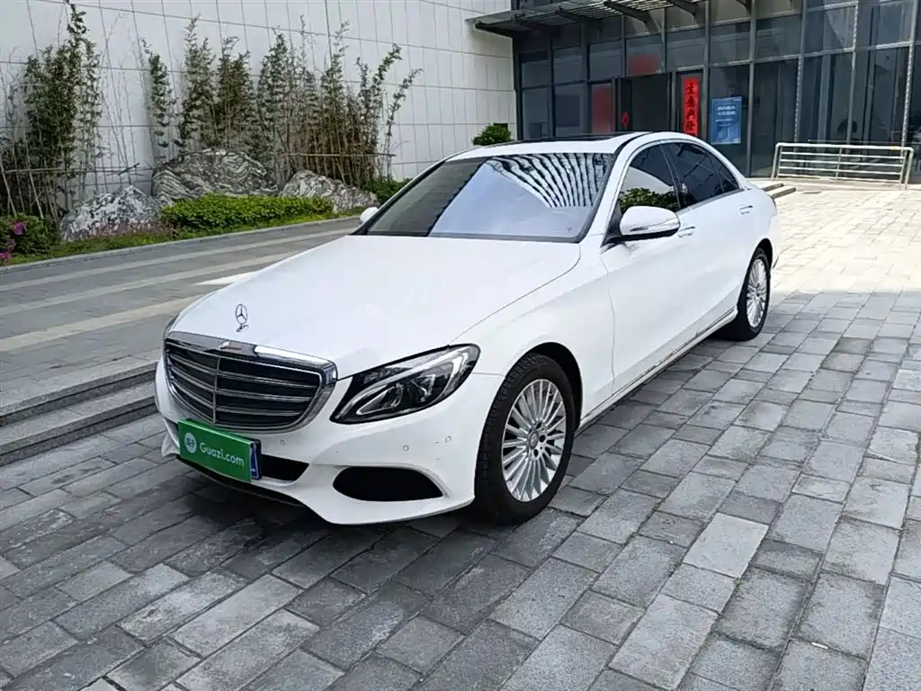 Mercedes-Benz C-Class 2017 — фото 1