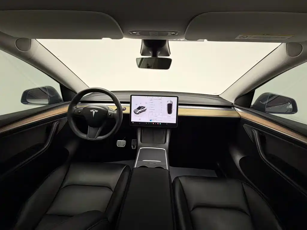 Tesla Model Y 2023 — фото 15