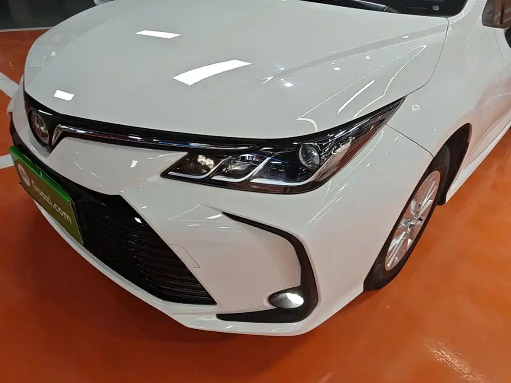 Toyota Corolla 2021 — фото 24