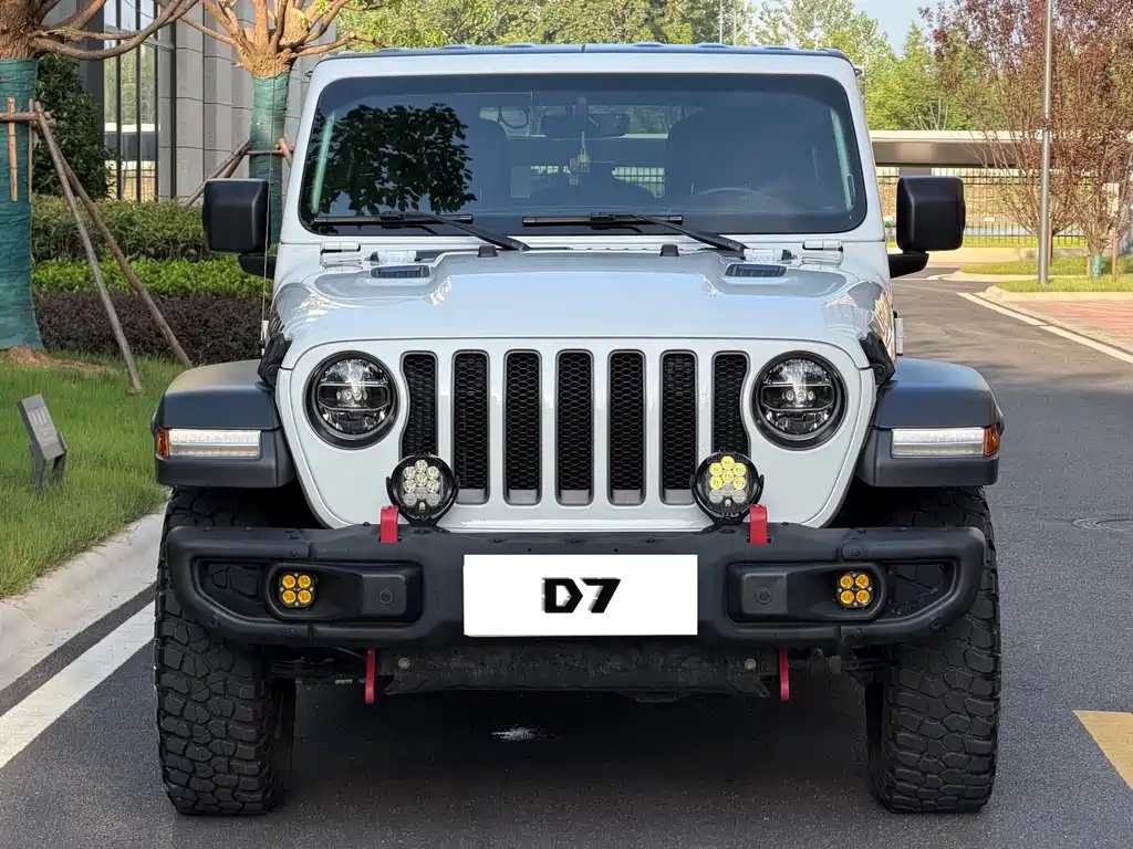 Jeep Wrangler 2022 — фото 2