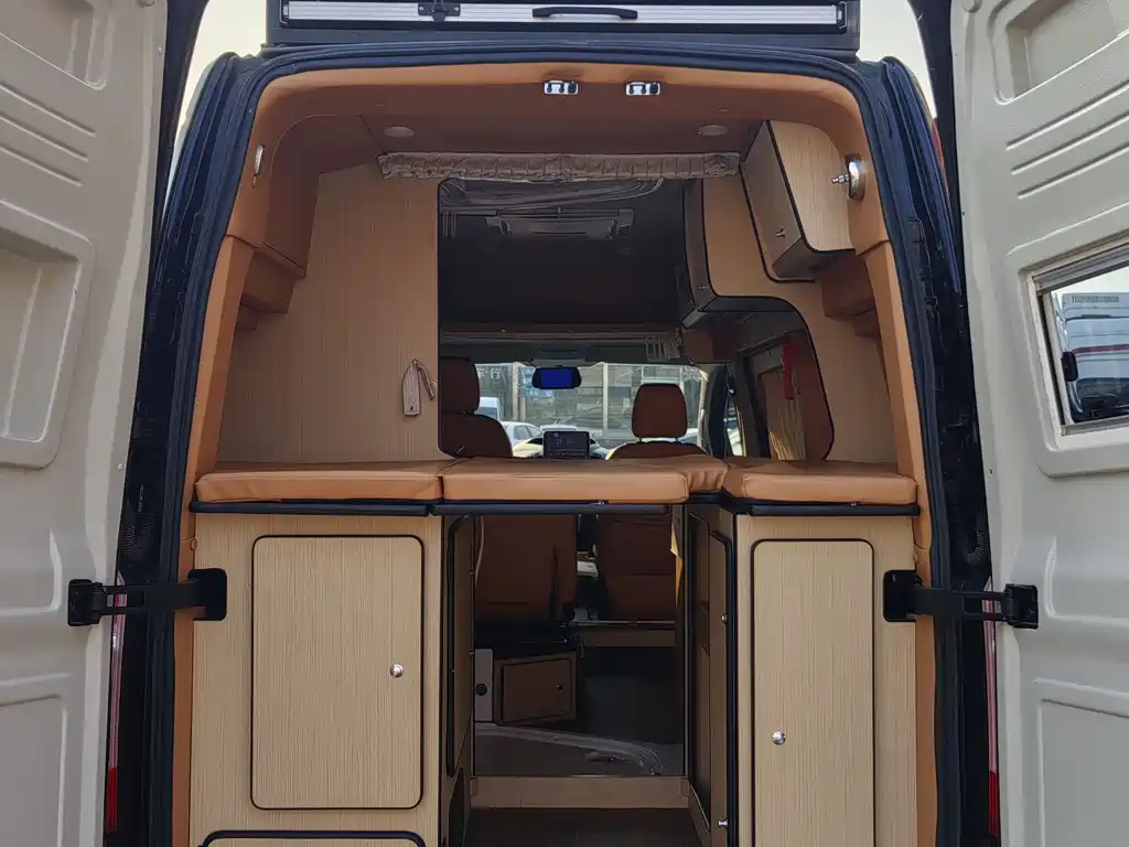 Ford Transit 2021 — фото 12