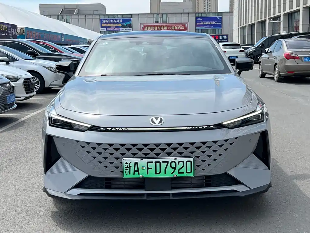 Changan UNI-V iDD 2026