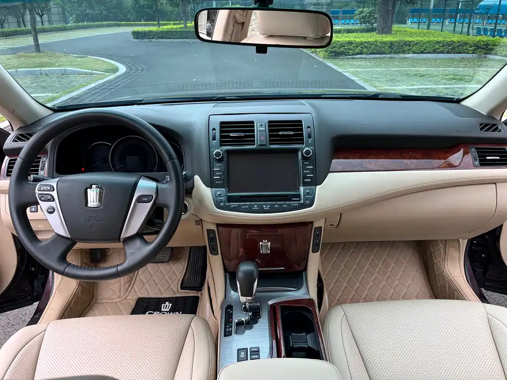 Toyota Crown 2013 — фото 12