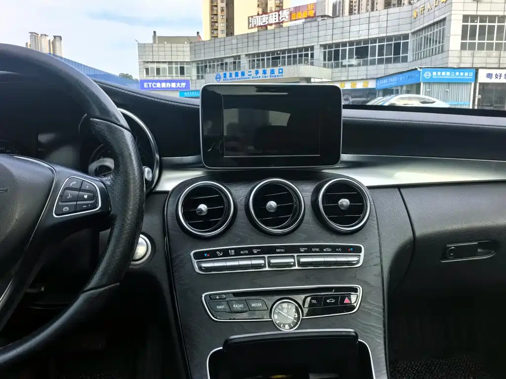 Mercedes-Benz C-Class 2018 — фото 8