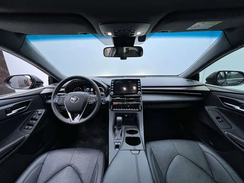 Toyota Avalon 2022 — фото 13