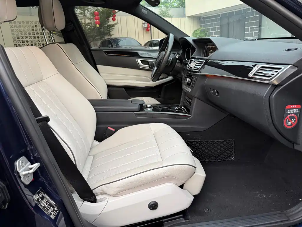Mercedes-Benz E-Class 2015 — фото 7