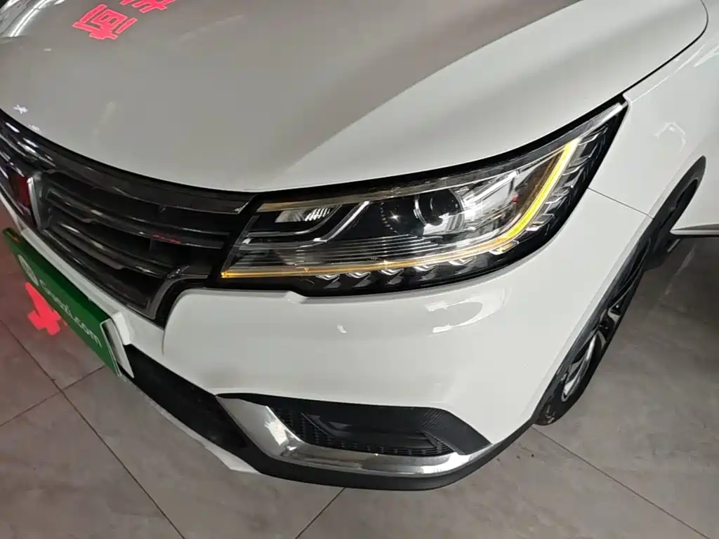 Roewe RX3 2019 — фото 24