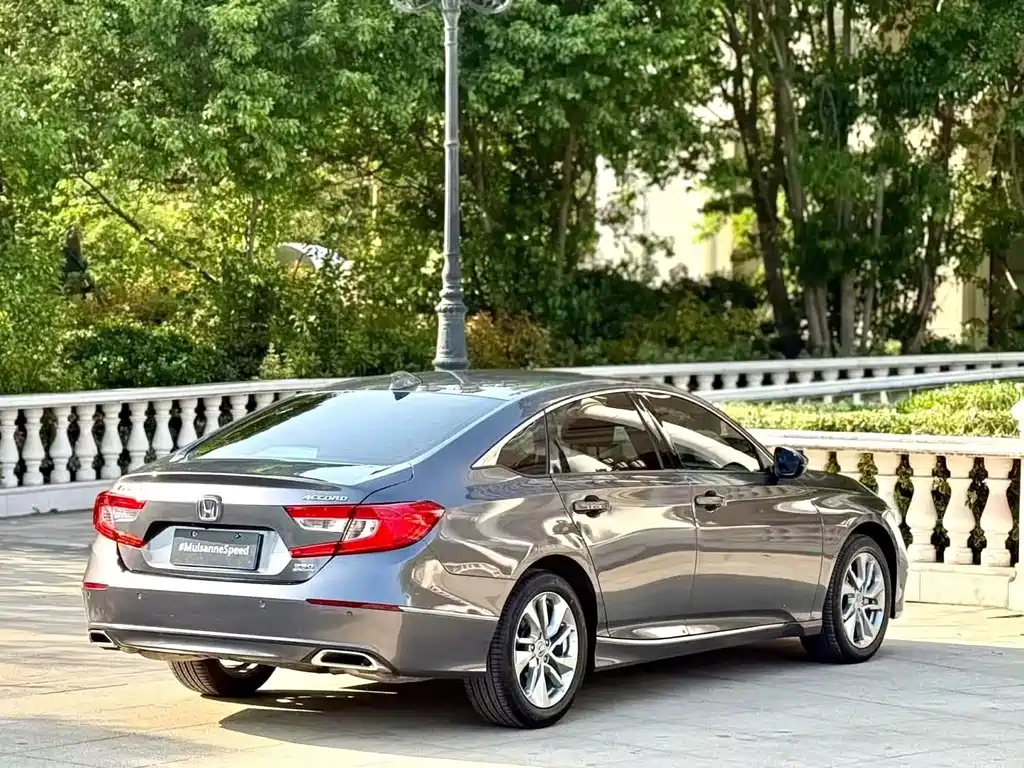 Honda Accord 2021 — фото 9