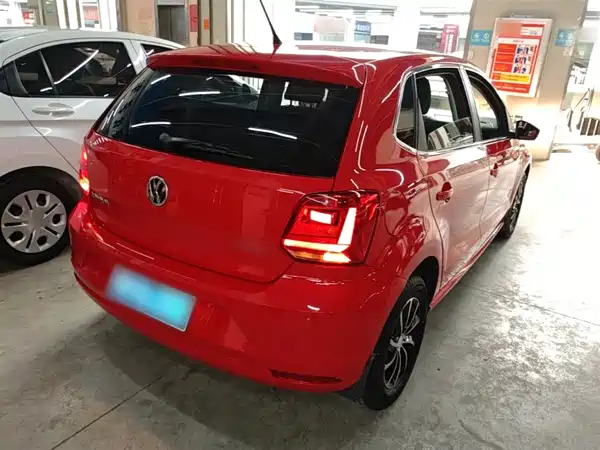 Volkswagen Polo 2016
