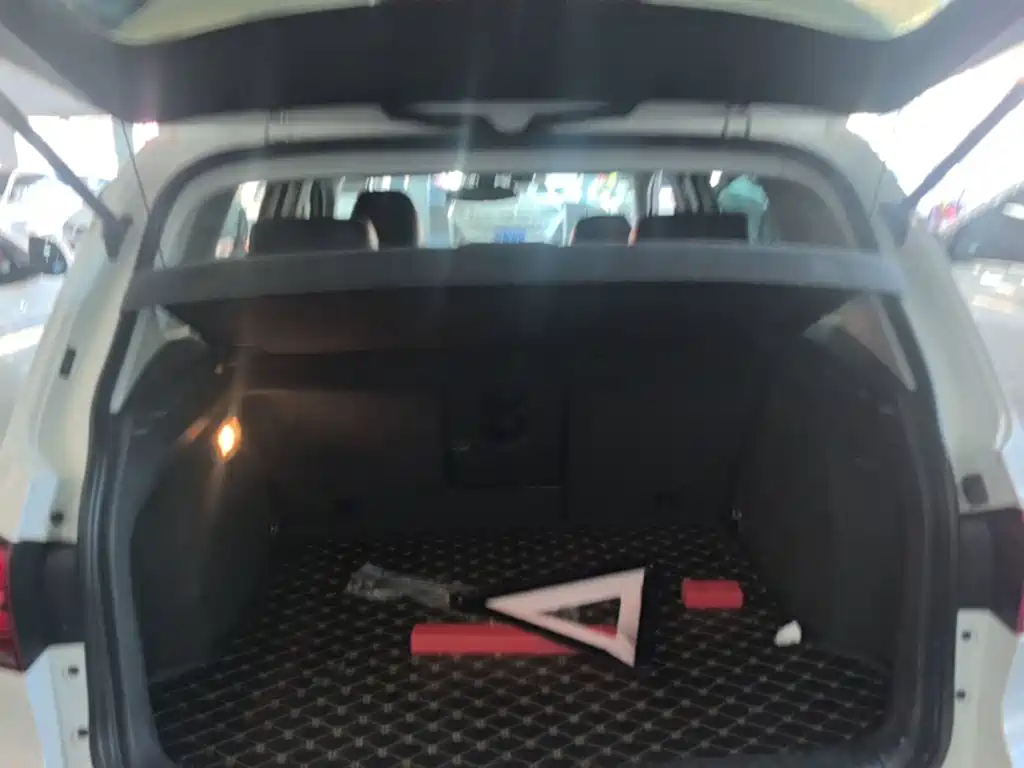 Volkswagen Tiguan 2019 — фото 19