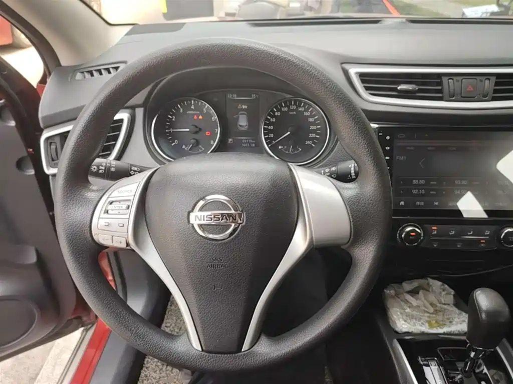 Nissan Qashqai 2017 — фото 11