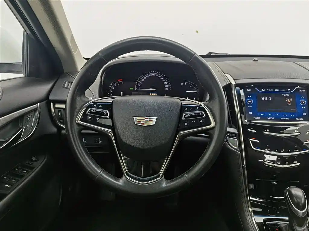 Cadillac ATS-L 2017 — фото 11