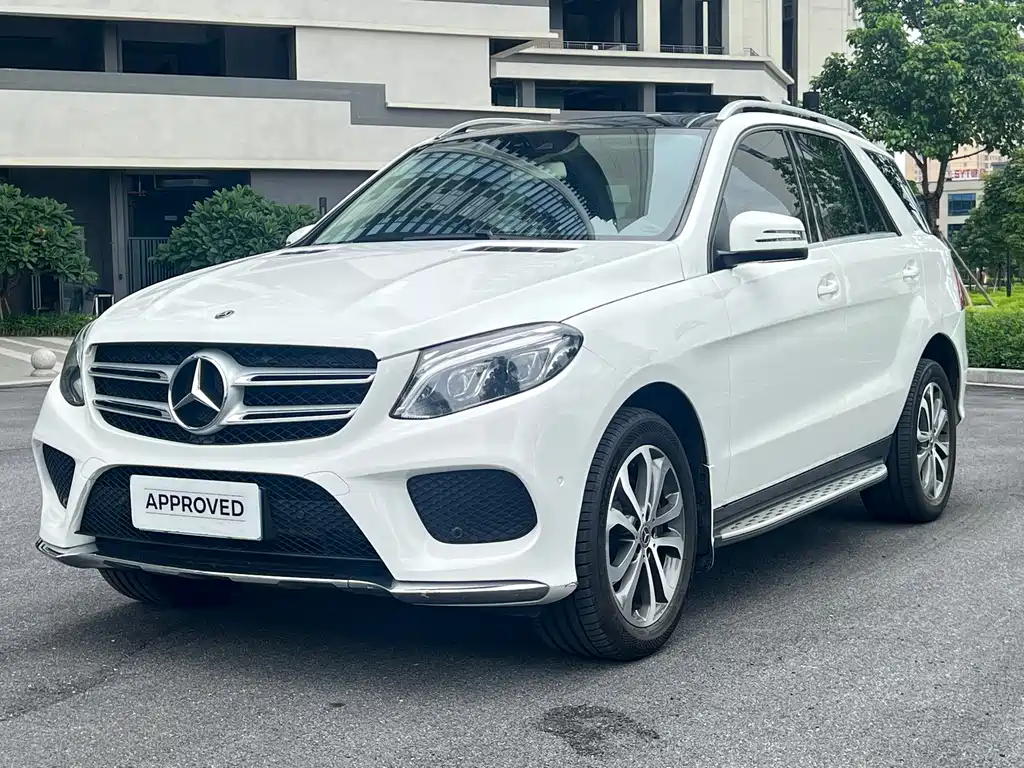 Mercedes-Benz GLE 2018 — фото 1