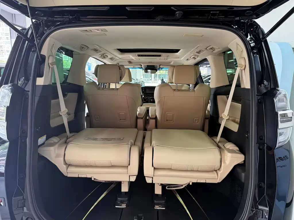 Toyota Vellfire 2020 — фото 4