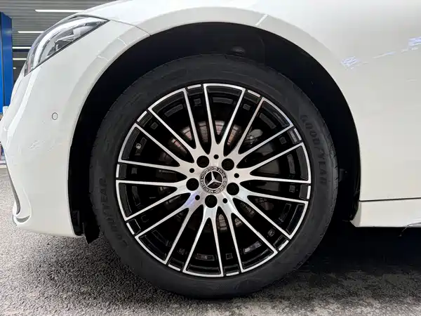 Mercedes-Benz C-Class 2022