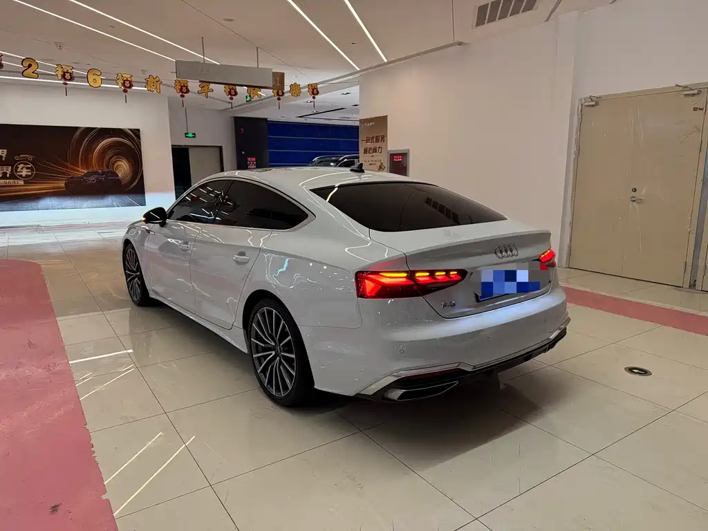Audi A5 2023 — фото 17