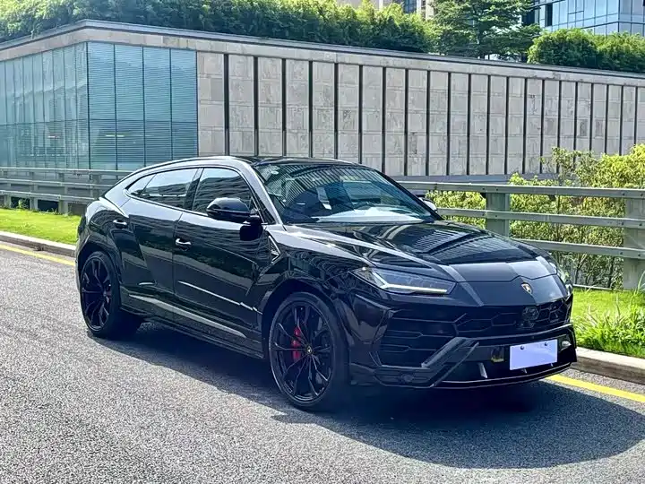 Lamborghini Urus 2022 — фото 5