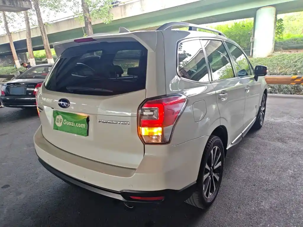 Subaru Forester 2016