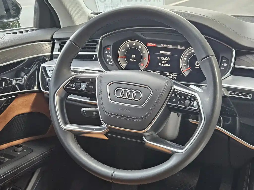 Audi A8 2023 — фото 11