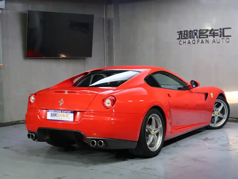 Ferrari 599 2010 — фото 5