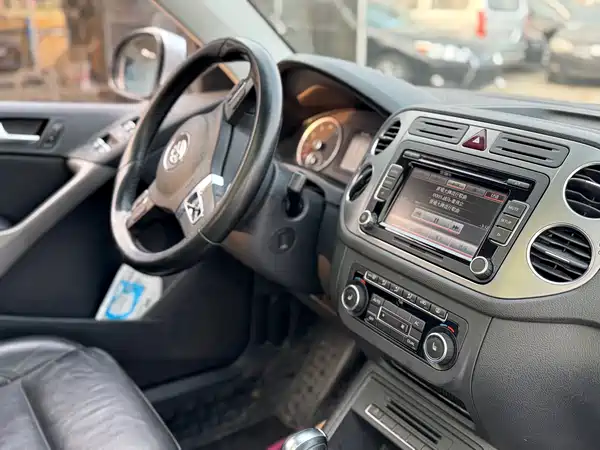 Volkswagen Tiguan 2012