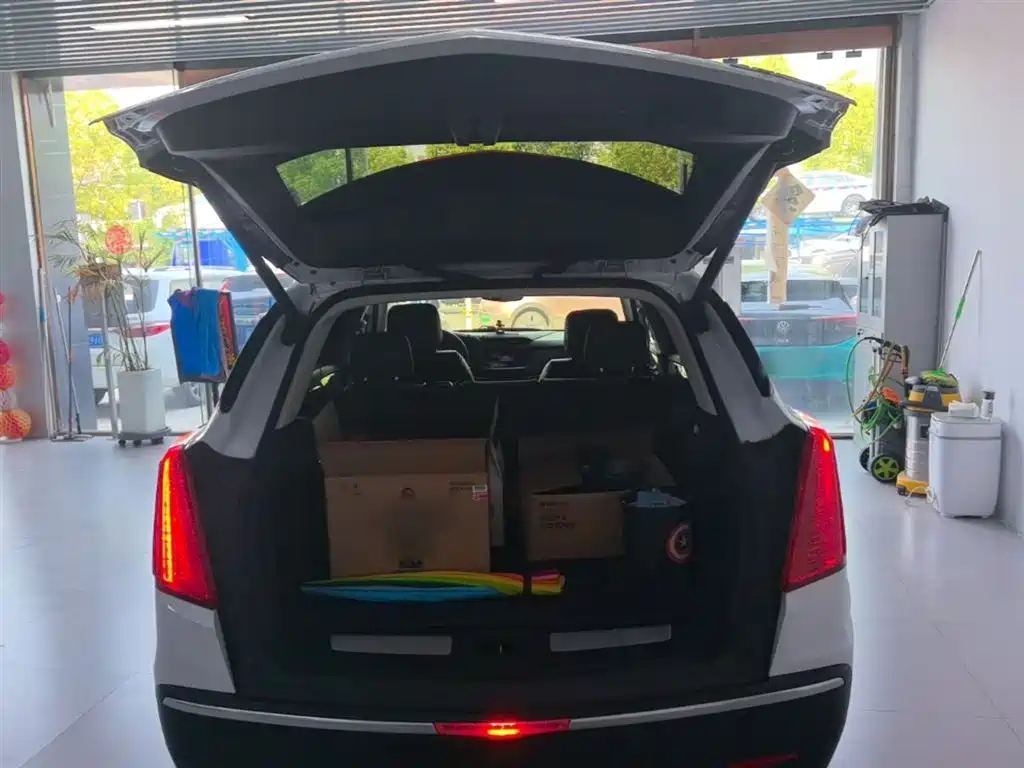 Cadillac XT5 2018 — фото 19