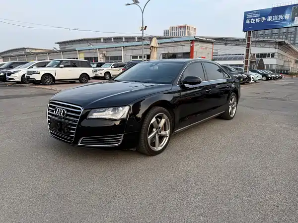 Audi A8 2014