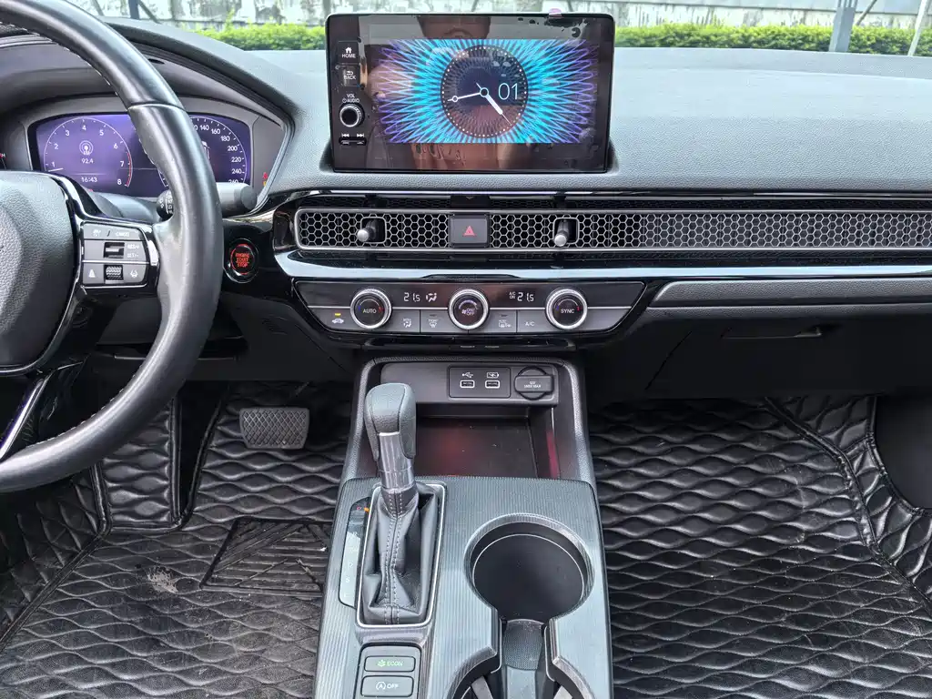 Honda Civic 2022 — фото 13