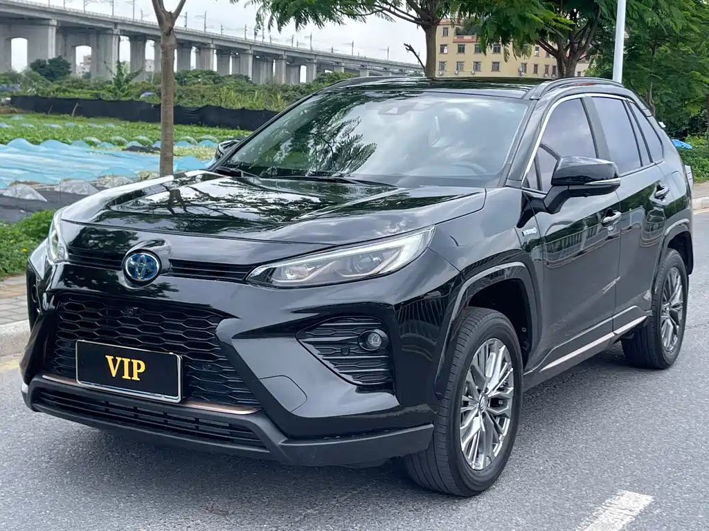 Toyota Wildlander 2024 — фото 1