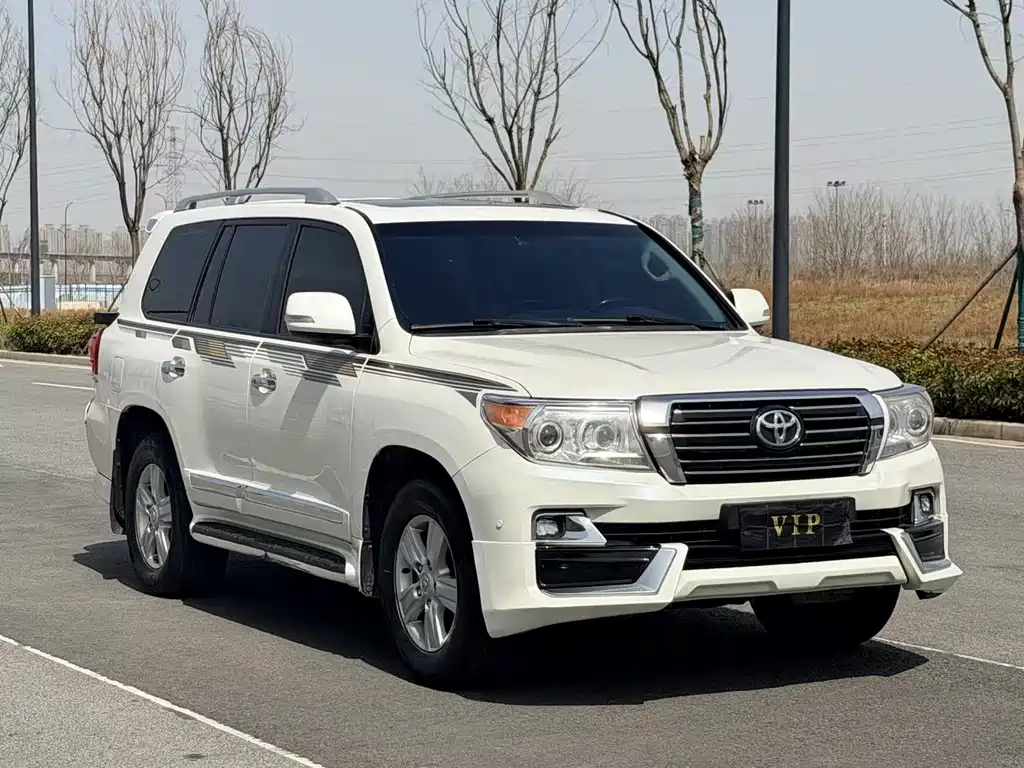 Toyota Land Cruiser 2014 — фото 3