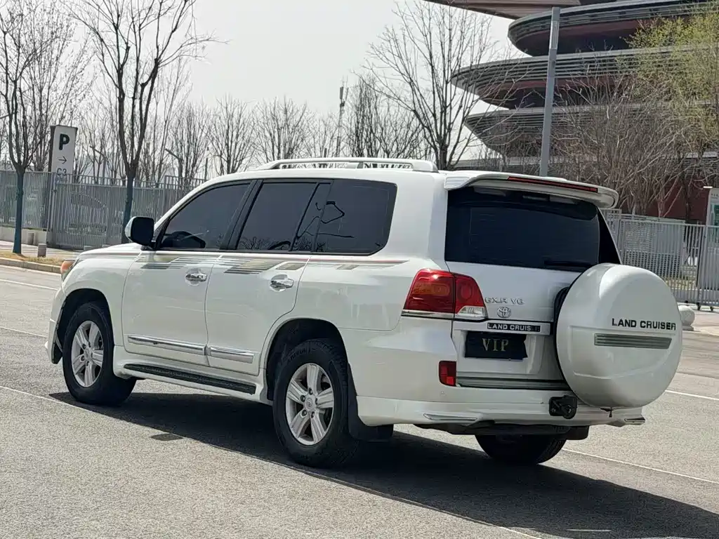 Toyota Land Cruiser 2014 — фото 9