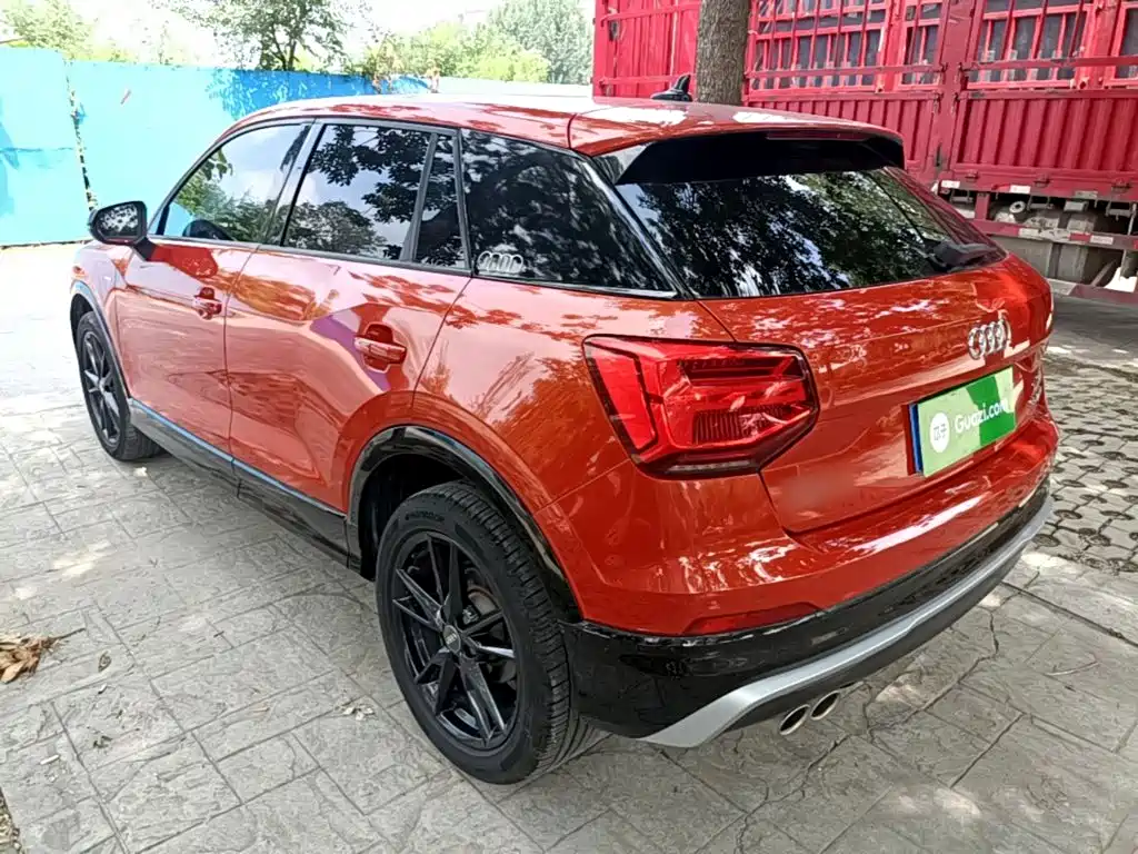 Audi Q2L 2020