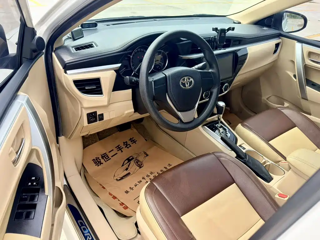 Toyota Corolla 2017 — фото 11