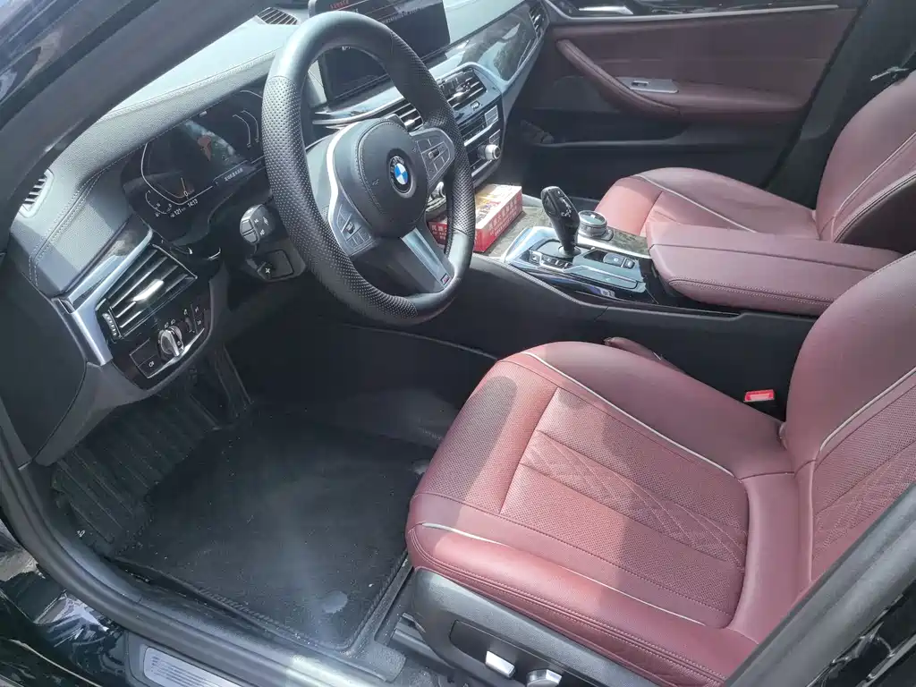 BMW 5 Series 2023