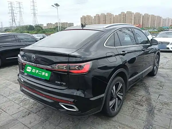 Volkswagen Tiguanx 2021