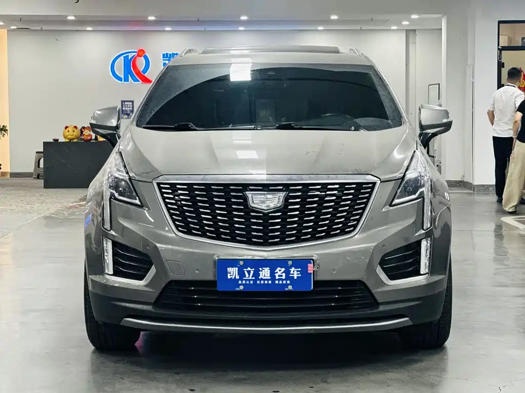 Cadillac XT5 2021 — фото 2